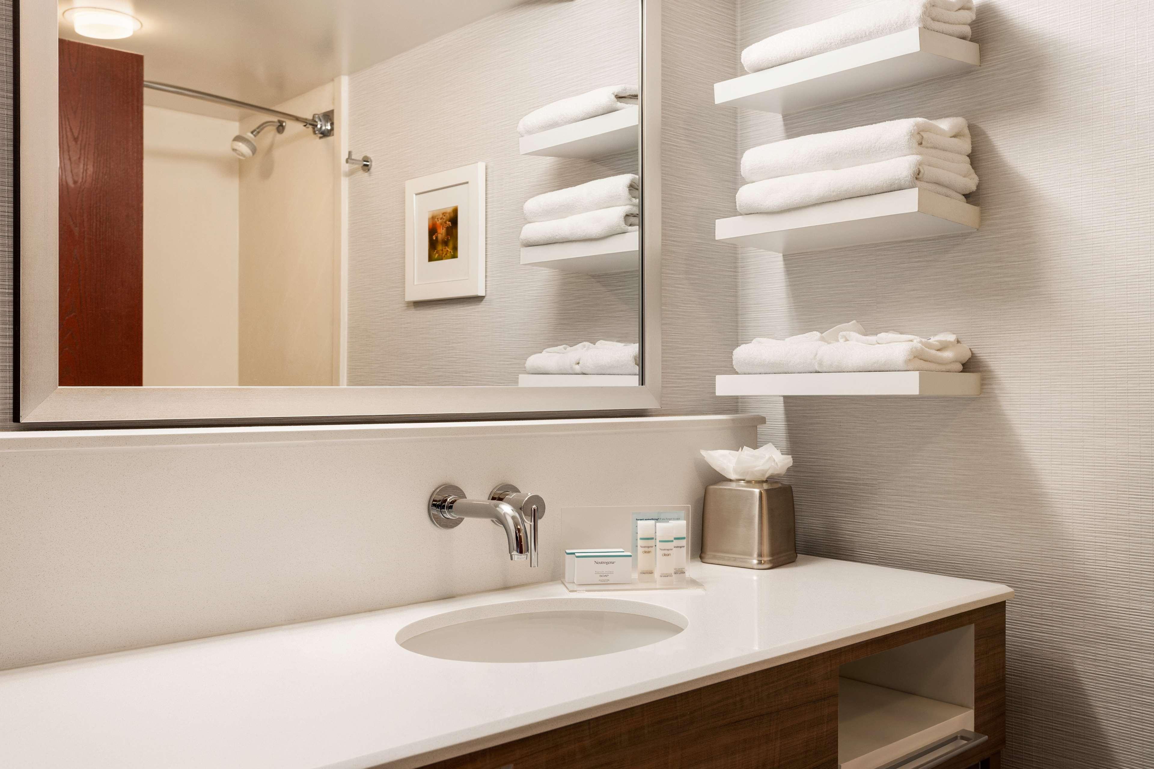 Hampton Inn&Suites Denver-Cherry Creek Buitenkant foto